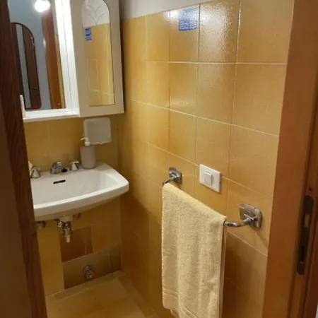 Lovely Flat Only 200m From The Sea - Beahost Apartament
